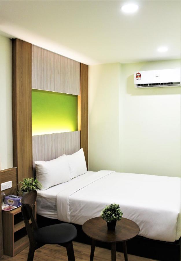 Eco Hotel At Bb Куала Лумпур Екстериор снимка